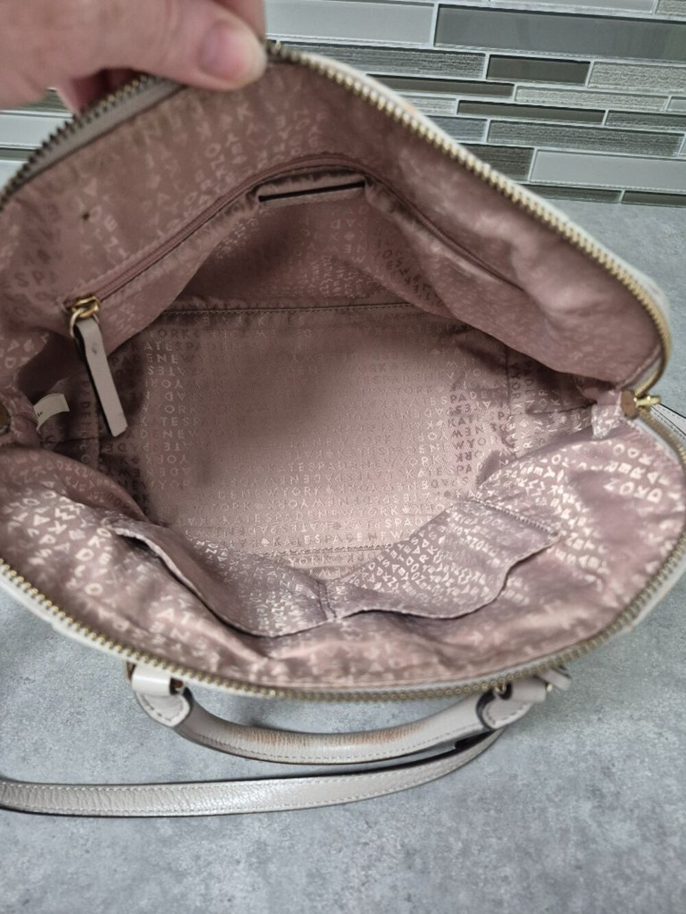 Kate Spade Beige Leather Handbag Purse Crossbody - Picture 9 of 16